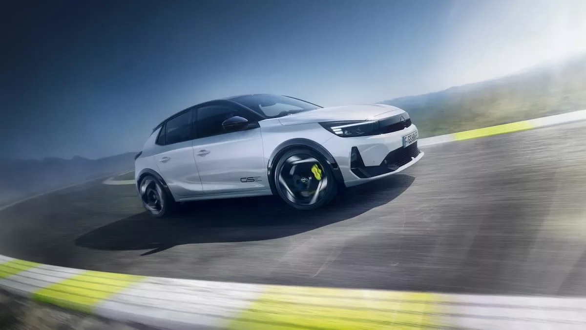 Opel renouve avec les sportives : la Corsa GSE abat le 0 à 100 en 5,5 s