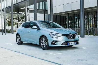 Histoire de la Renault Mégane : de la compacte de 1995 à la voiture familiale moderne