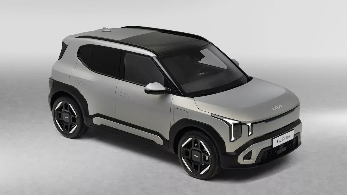 Kia EV2 : une nouvelle batterie de 453 km et une finition GT-Line musclent le petit SUV électrique