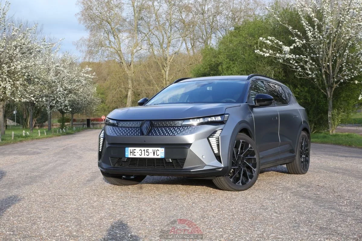 Essai Renault Scénic E-TECH Esprit Alpine : le nouveau best-seller