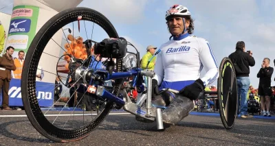 L'ancien pilote de Formule 1 Alex Zanardi est décédé à l'âge de 59 ans
