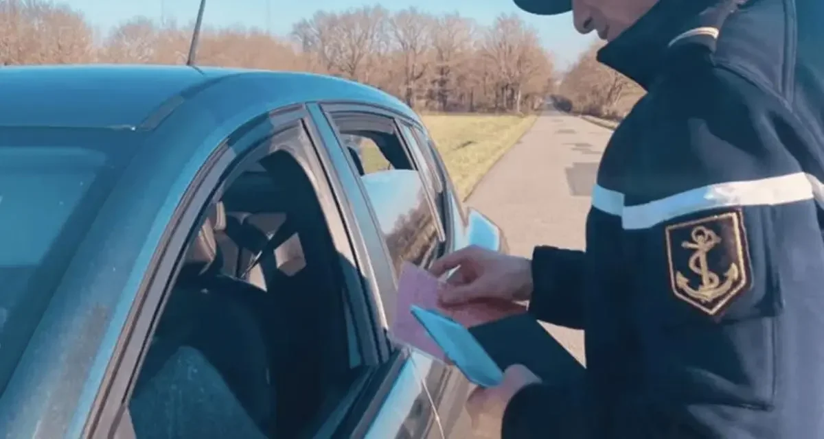 Deux animateurs flashés en grand excès de vitesse, avec des enfants à bord… Ils finissent licenciés
