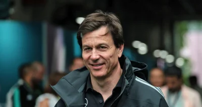 Mercedes : Toto Wolff tire la sonnette d’alarme après le nouveau fiasco de ses voitures sur un élément capital