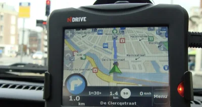 Endormi dans la voiture qu’il venait de voler : le cambrioleur retrouvé grâce au GPS