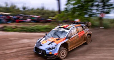 Rallye du Portugal : Neuville survit à la boue et offre la victoire à Hyundai