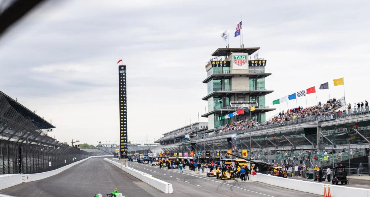 Indy 500 : la pluie sème le chaos à Indianapolis, Grosjean devra attendre, le programme boulversé