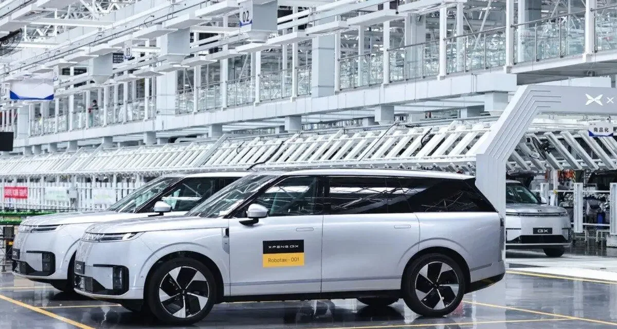 Voici le premier robotaxi autonome électrique chinois produit en masse
