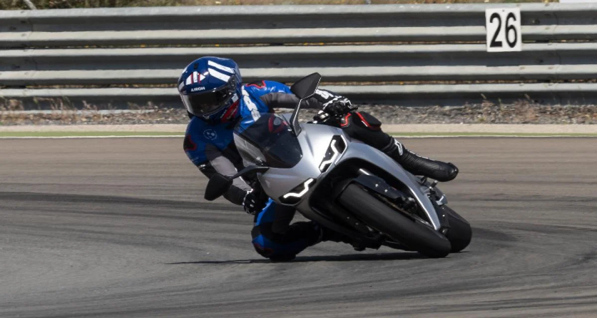 Essai Norton Manx R : si belle, si brutale, so british
