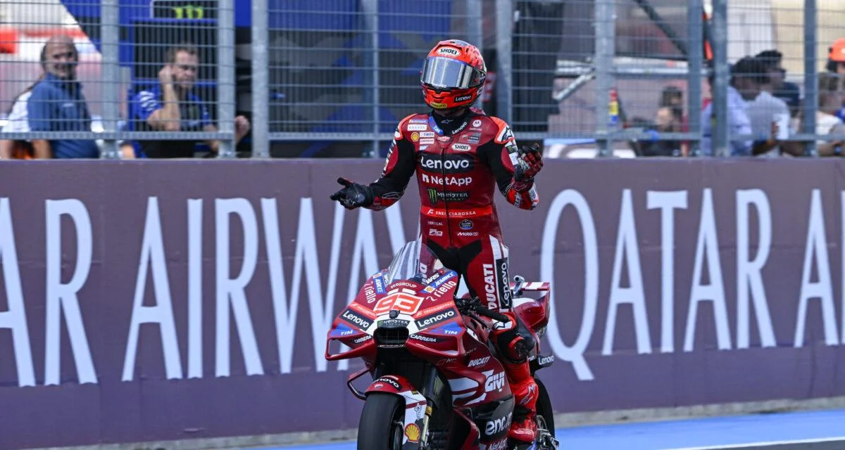GP de Hongrie : Marc Márquez signe sa 100e victoire dans un chaos au départ, Martín et Bezzecchi à terre !