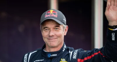 Quand Sébastien Loeb débarque en hélicoptère afin de fêter l'anniversaire d'une entreprise !