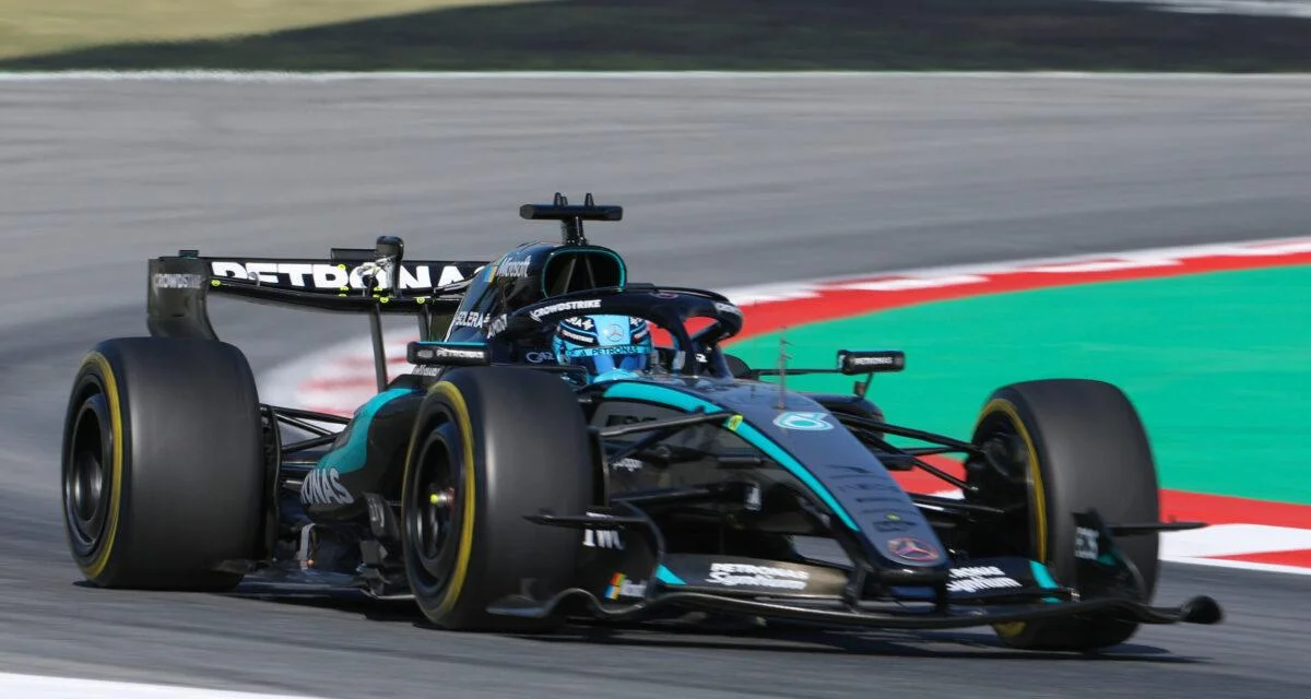 GP de Barcelone : Russell décroche la pole, Leclerc se crashe en Q3… Hamilton en sauveur de Ferrari