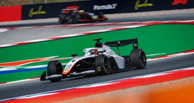 F3 : Théophile Naël brise enfin la malédiction, grande performance du Français à Barcelone