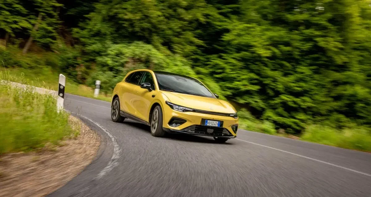Essai Leapmotor B05 : peut-elle inquiéter la Renault Mégane ?