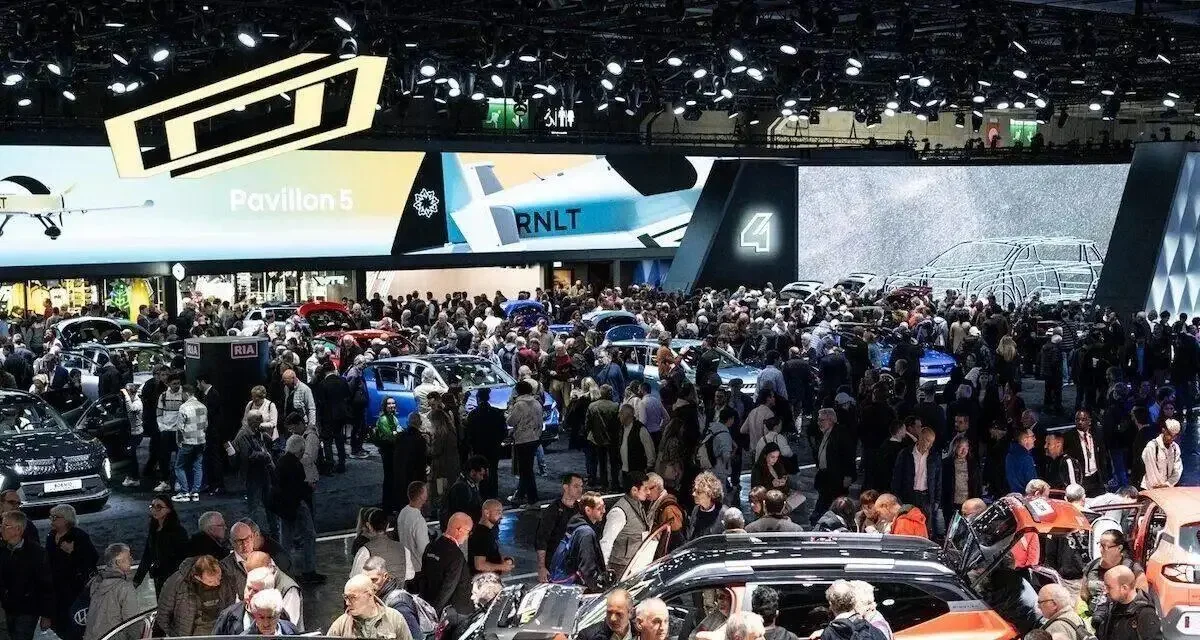 "Let's celebrate", le Mondial de l'Auto 2026, une grande fête ?