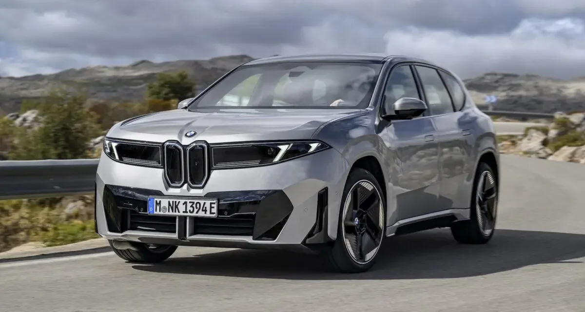 BMW revoit ses résultats à la baisse, l'action chute en bourse