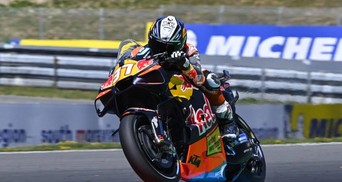 KTM : « Ça prend du temps », Pedro Acosta commence à perdre patience
