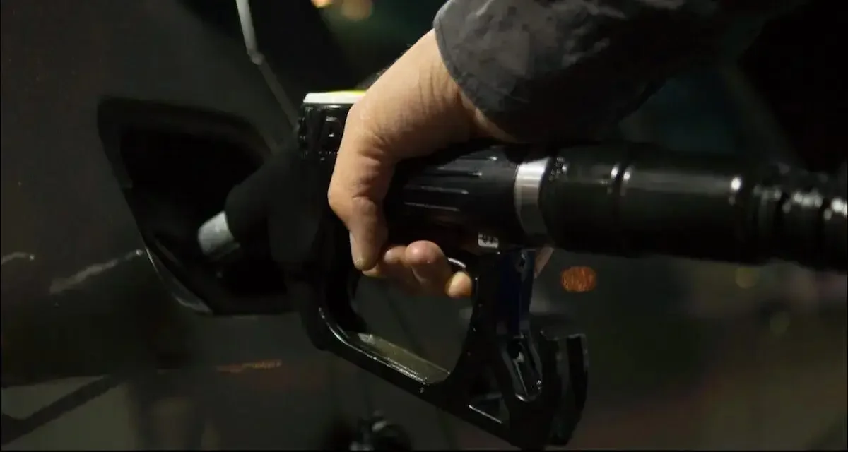 Le prix du diesel repasse enfin sous celui de l'essence, une première depuis mars
