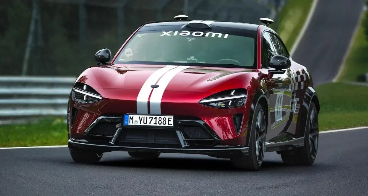 Le Xiaomi YU7 boucle un tour “record” du Nürburgring… sans conducteur !