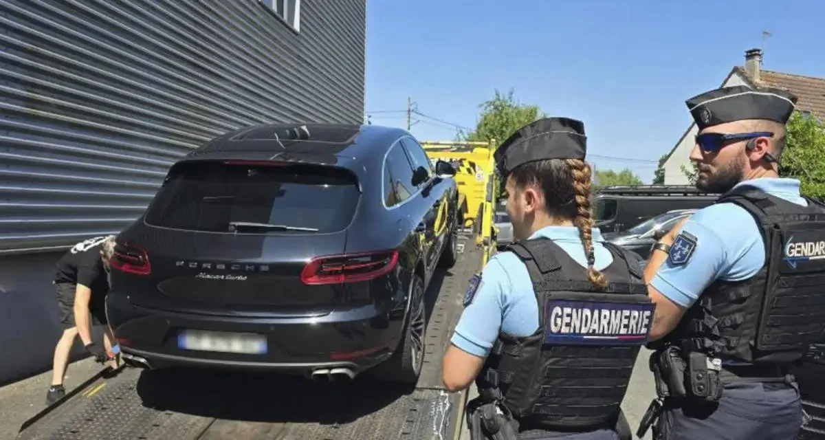Flashé à toute vitesse au volant d'un Porsche Cayenne, les gendarmes plus vigilants que jamais