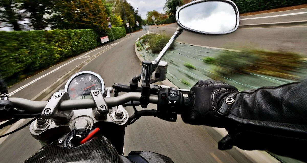 "Un cliché dépassé", les motards pas convaincus par cette campagne de sécurité routière