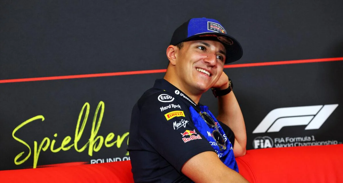 Red Bull : Hadjar enfin heureux d'avoir pu combattre face aux "gros bras"