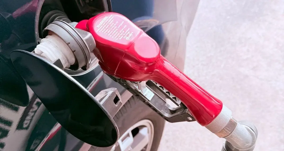Prix des carburants, la baisse déjà vers sa fin ?