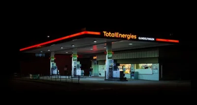 Total ralentit sur le plafond des prix des carburants pour les vacances