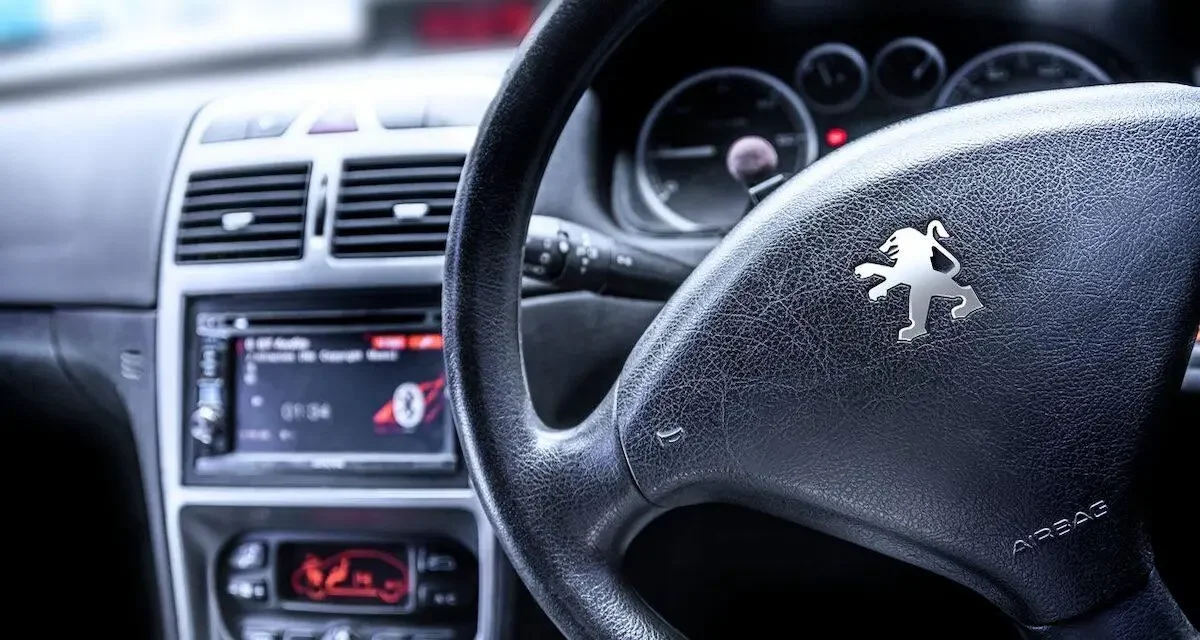Airbags Takata défectueux, comment vérifier son véhicule en quelques clics ?