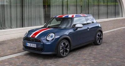 Mini Cooper Édition Oxford : une série spéciale pour les 25 ans de la Mini moderne