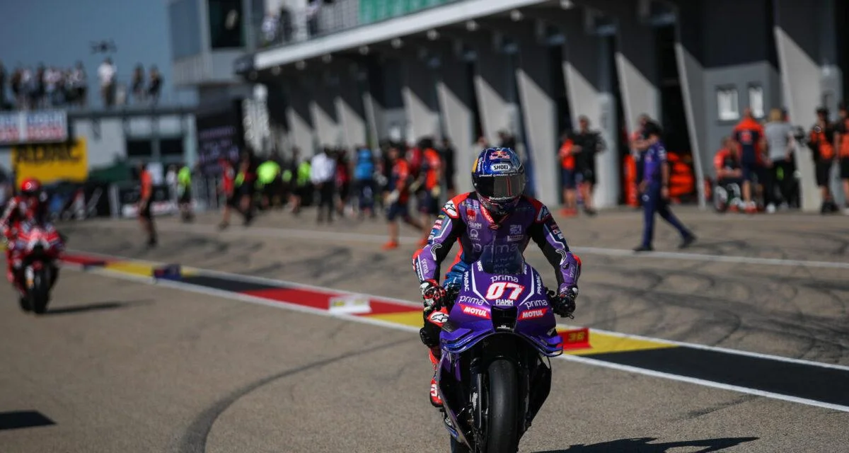 MotoGP : "presque dernier", Razgatlioglu encaisse un choc au Sachsenring
