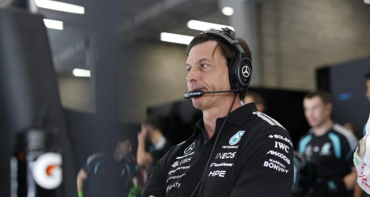 Mercedes : après McLaren, les Flèches d'Argent mettent en place leurs propres "Papaya Rules", bien plus directes