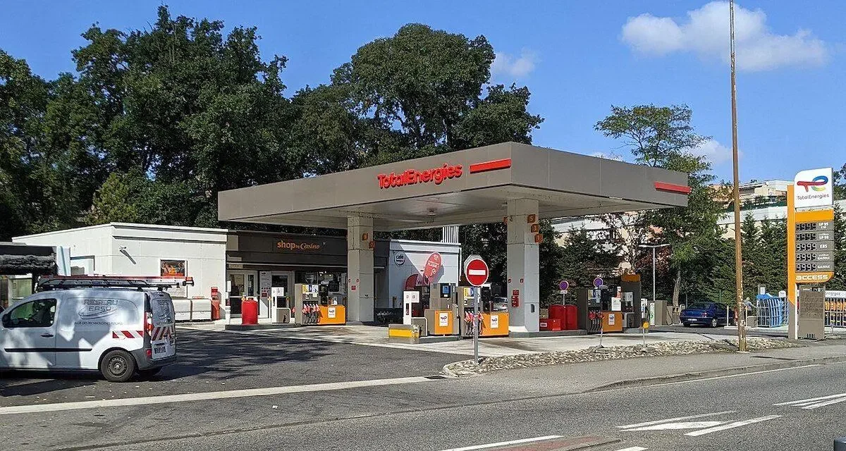 Prix des carburants : pourquoi Total fait marche arrière sur son plafonnement