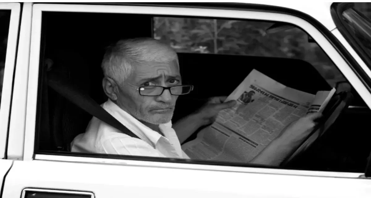Âgé de 87 ans, il confond la pédale de frein et l'accélérateur : permis retiré immédiatement