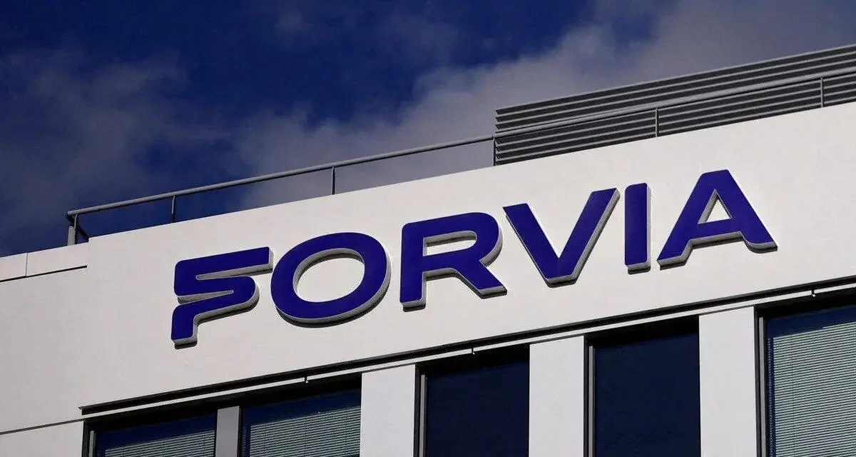 Forvia essaie d'esquiver la crise automobile en se lançant dans l'armement