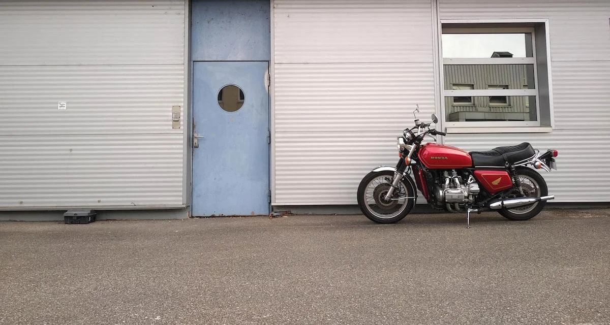 Opposé au CT des motos, ce motard lance son "opération tenaille"