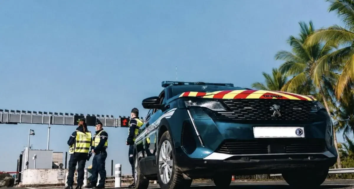 Flashé à 143 km/h au lieu de 50 : un jeune conducteur arrêté pour un grand excès de vitesse