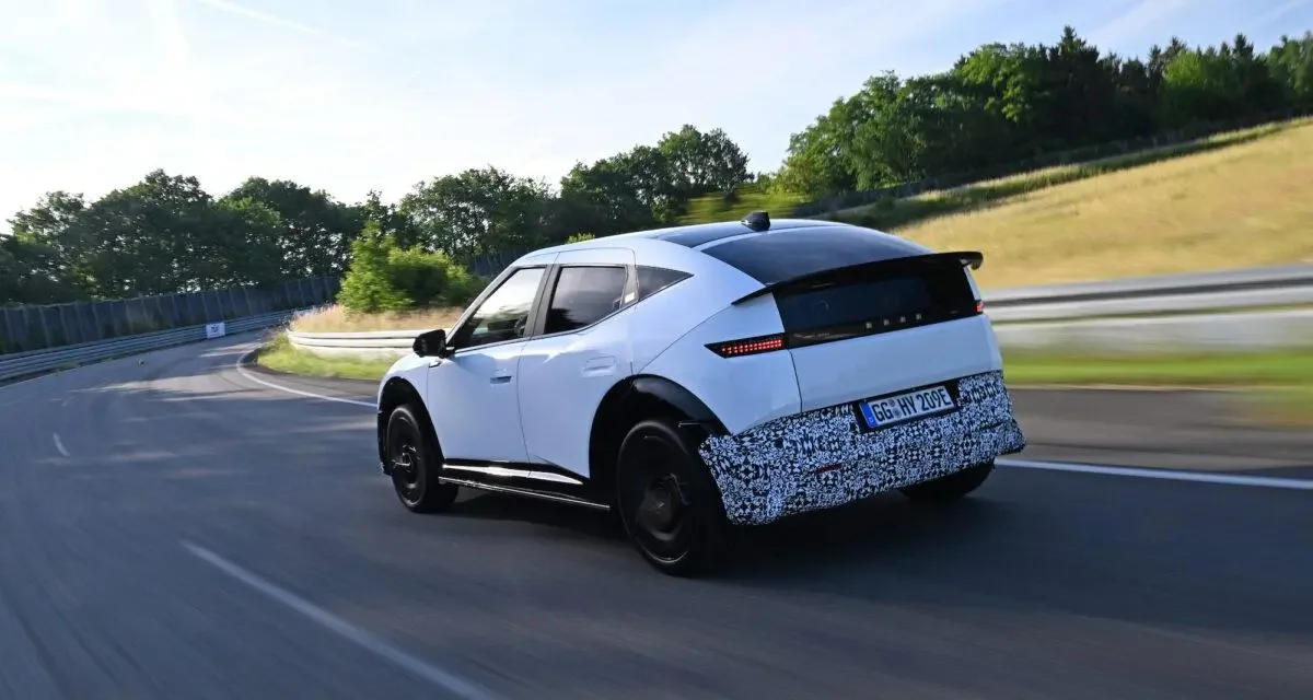Ils oublient de freiner : une nouvelle cause d’accidents liée aux voitures électriques ?