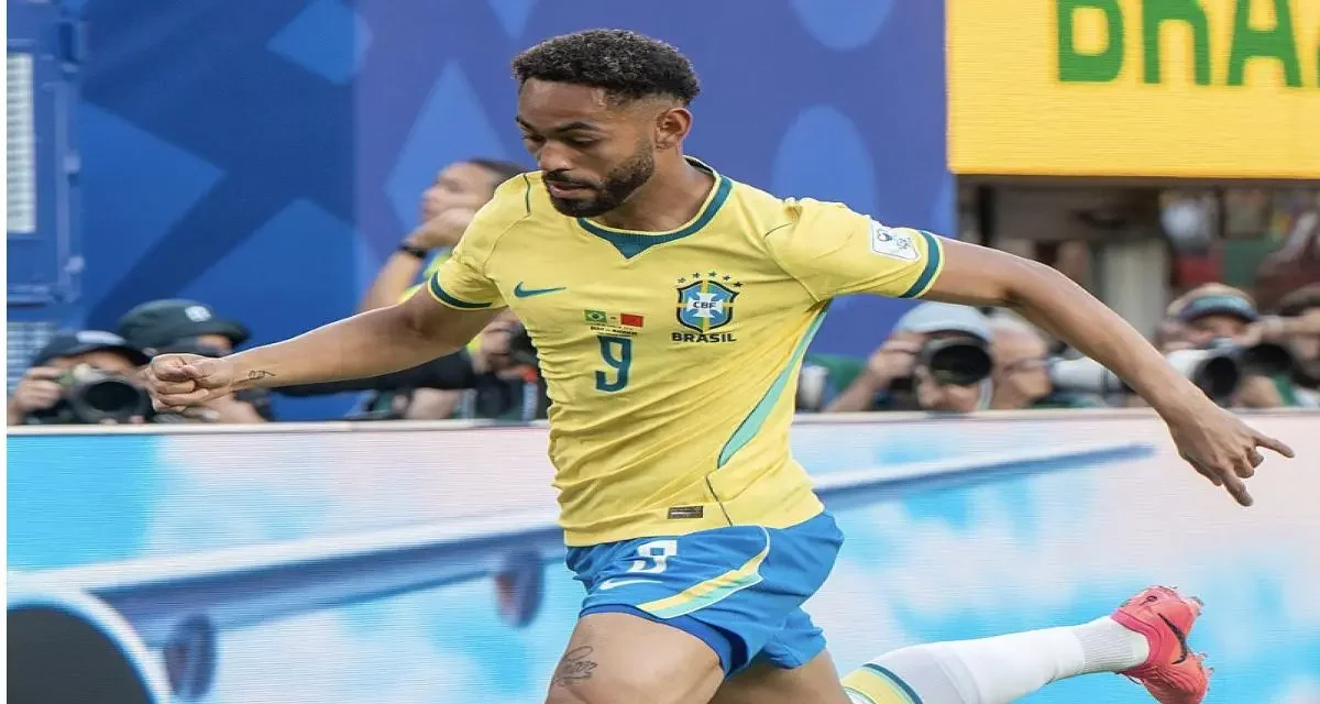 Un mécanicien brésilien refuse de facturer une star de Manchester United et reçoit une incroyable récompense
