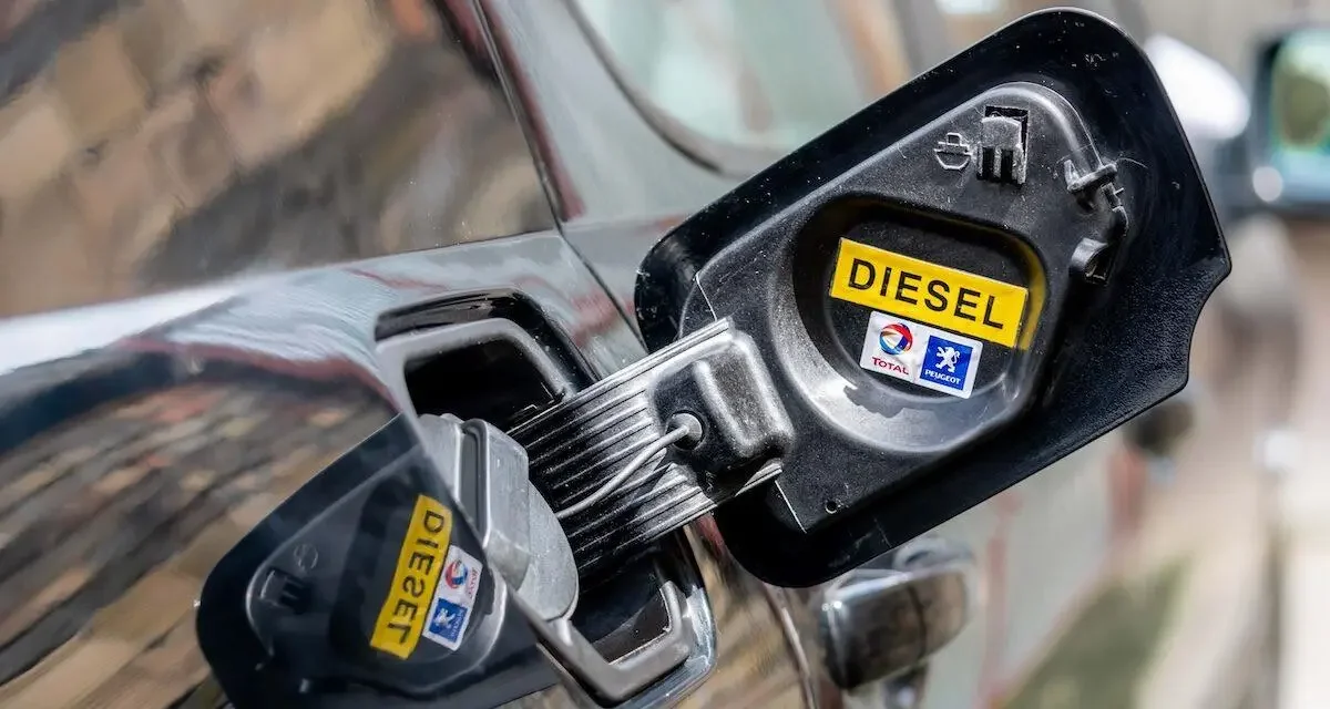 - 11 centimes, le diesel à 1,85 € dans ce pays frontalier