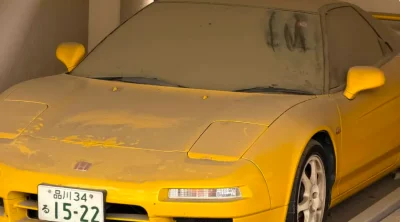 Tokyo : Une Honda NSX-R Gen 1 abandonnée dans un immeuble quelconque de Tokyo réapparaît