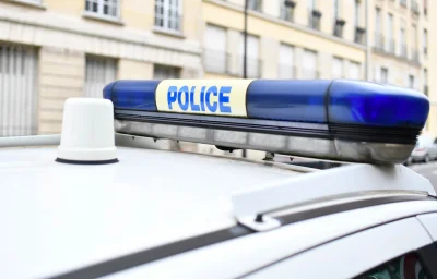 Dordogne : Interpellé alors qu'il venait de voler une voiture en défonçant le portail