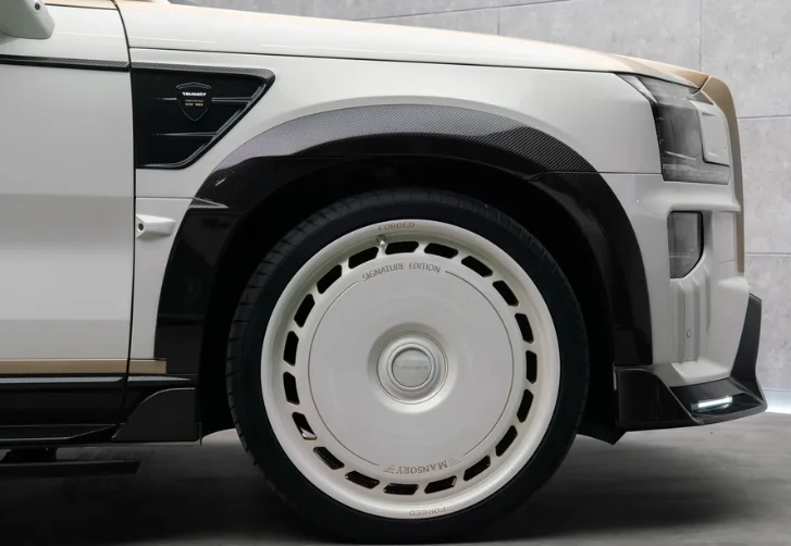 Mansory transforme un Zeekr 9X inspiré du Rolls-Royce Cullinan, le résultat surprend