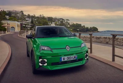 Les voitures électriques ont (aussi) le vent en poupe chez les loueurs