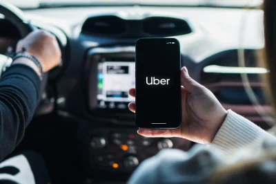Uber veut désormais se lancer dans la recharge pour les voitures électriques