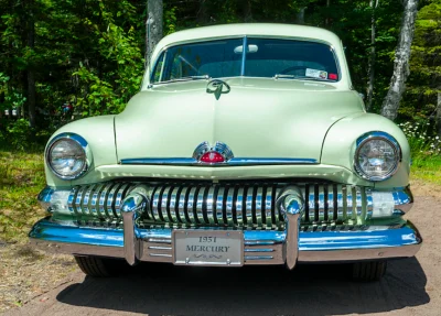 Orne : Il importe une Mercury de 1951 du Texas et inscrit à l'arrière le nom de sa grand-mère décédée