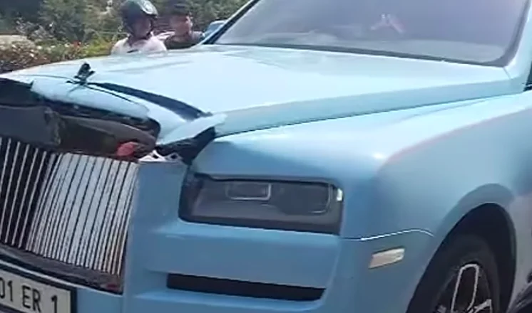 Mumbai : L'homme le plus riche d'Asie détruit une Rolls-Royce Cullinan dans un accident