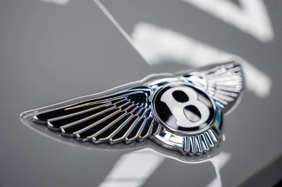 La première Bentley électrique se montre enfin… et elle ne ressemble à aucune autre Bentley