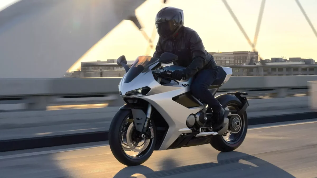 Norton Manx R : quatre versions de 23 250 à 43 750 €… Laquelle choisir ?