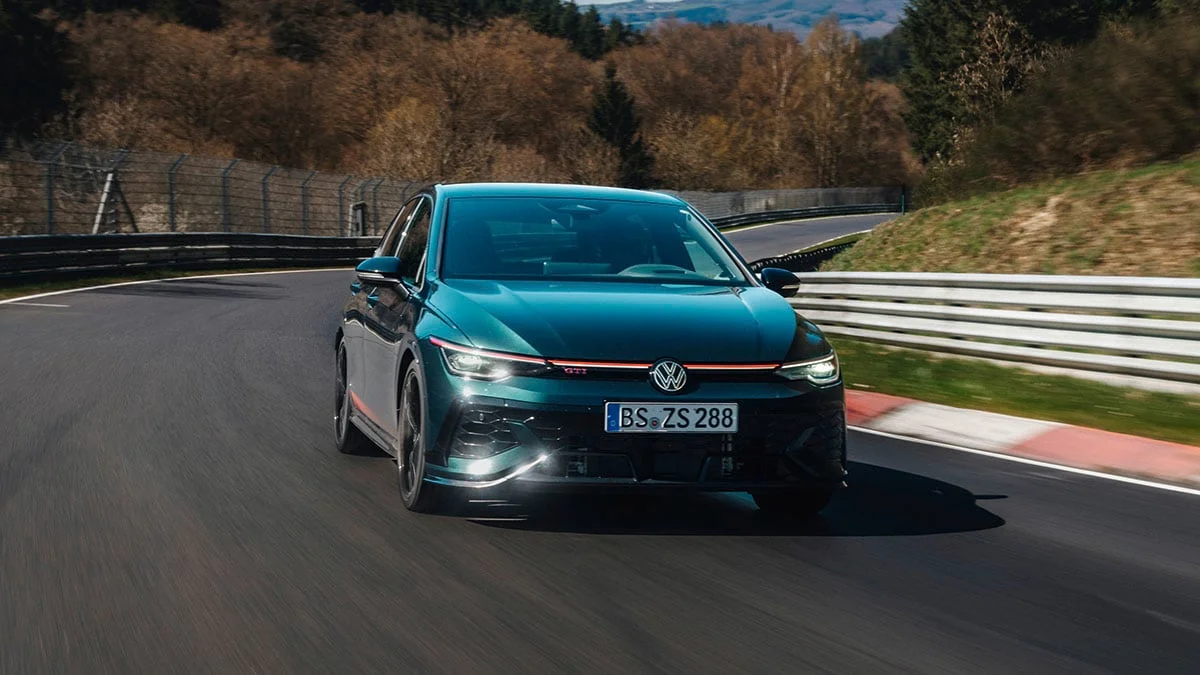 Nürburgring : la Volkswagen Golf GTI bat un nouveau record