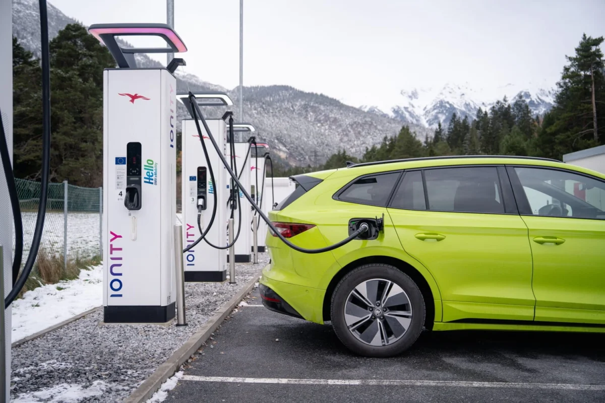 Voiture électrique : les conducteurs sont plus sereins qu'avant sur les longs trajets